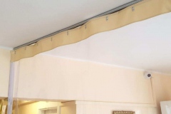 térelválasztó függöny