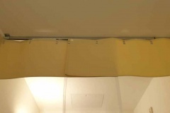 térelválasztó függöny