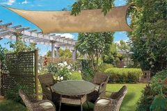 Négyszög napvitorla